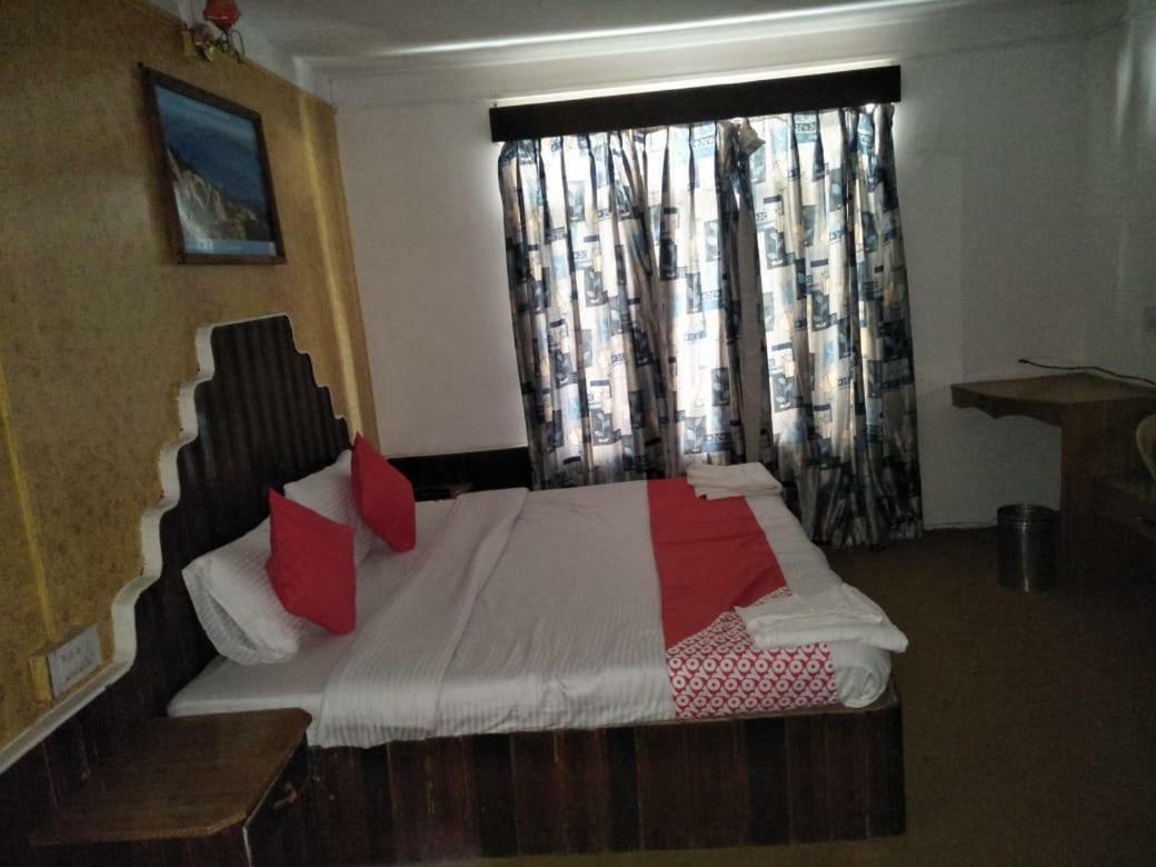 Hotel Mountain INN Manāli Exterior foto